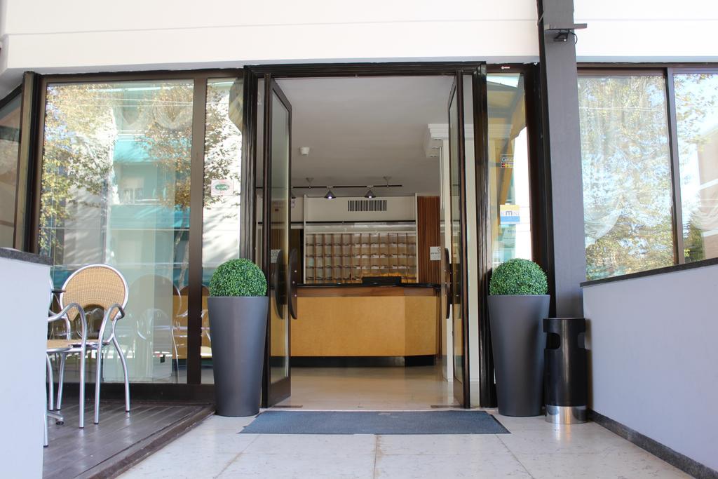 Hotel Grand Meeting Rimini Exterior foto
